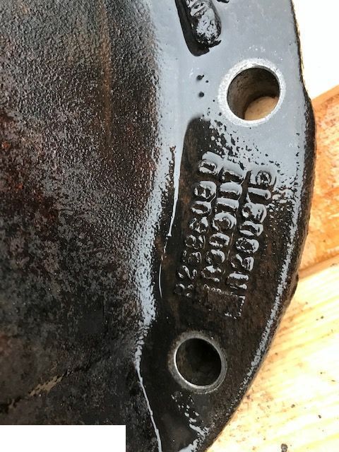 John Deere 6820 6920 - Obudowa Zwolnicy Pochwa zwolnicy - r258609 - Бортовой редуктор для Сельскохозяйственной техники: фото 2 John Deere 6820 6920 - Obudowa Zwolnicy Pochwa zwolnicy - r258609 - Бортовой редуктор для Сельскохозяйственной техники: фото 2