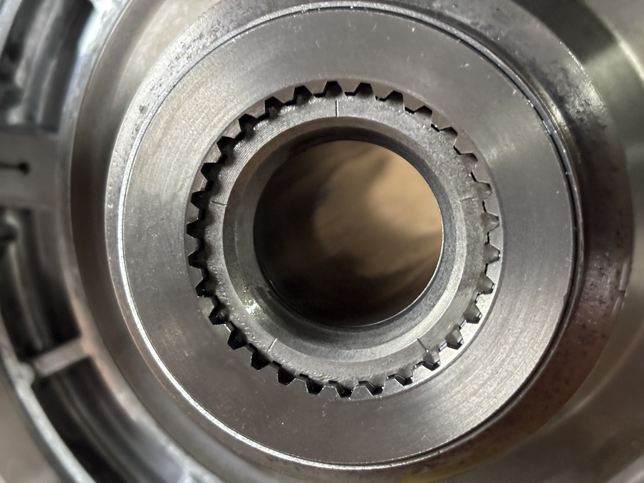 John Deere 6910 6910S Bęben Wałek Sprzęgłowy R95371 R109523 R220028 - Сцепление и запчасти для Тракторов: фото 5 John Deere 6910 6910S Bęben Wałek Sprzęgłowy R95371 R109523 R220028 - Сцепление и запчасти для Тракторов: фото 5