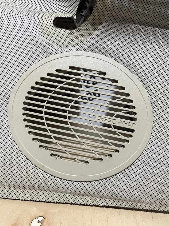 John Deere 6920S - podsufitka tapicerka podbitka panel AL159016 - Кабина и интерьер для Сельскохозяйственной техники: фото 5 John Deere 6920S - podsufitka tapicerka podbitka panel AL159016 - Кабина и интерьер для Сельскохозяйственной техники: фото 5