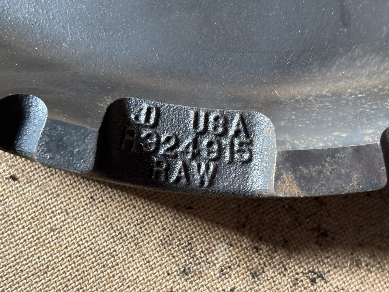 John Deere 7210 7230 7250 7R330 7R350 Docisk Hamulca Płytka R324914 - Детали тормозной системы для Сельскохозяйственной техники: фото 3 John Deere 7210 7230 7250 7R330 7R350 Docisk Hamulca Płytka R324914 - Детали тормозной системы для Сельскохозяйственной техники: фото 3