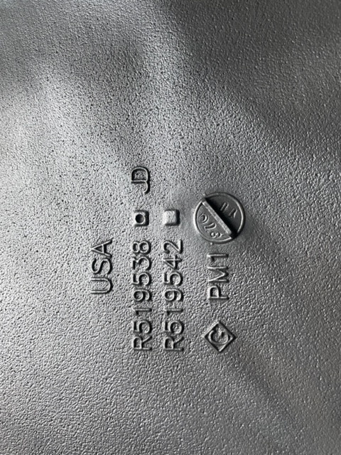 John Deere R519538 / R519542 miska olejowa - 9220 / 9300 / 9400 / 9430 / 9520 / 9630 / 7500 - Масляный поддон для Сельскохозяйственной техники: фото 3 John Deere R519538 / R519542 miska olejowa - 9220 / 9300 / 9400 / 9430 / 9520 / 9630 / 7500 - Масляный поддон для Сельскохозяйственной техники: фото 3