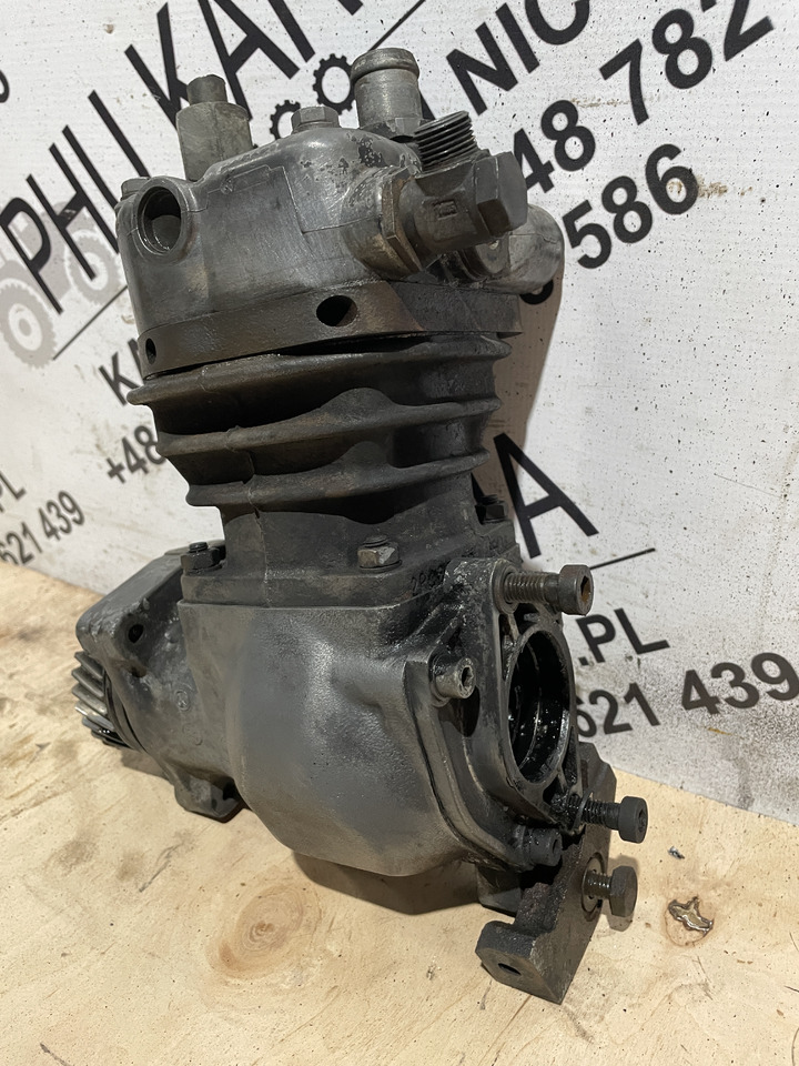 MAN Fendt - kompresor powietrza spręźarka Knorr LK3826 F926880010010 51.54101-9231 - Пневмокомпрессор для Сельскохозяйственной техники: фото 4 MAN Fendt - kompresor powietrza spręźarka Knorr LK3826 F926880010010 51.54101-9231 - Пневмокомпрессор для Сельскохозяйственной техники: фото 4