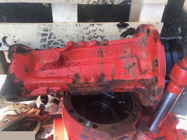 Manitou - Obudowa Mostu Carraro - Ось и запчасти для Сельскохозяйственной техники: фото 1 Manitou - Obudowa Mostu Carraro - Ось и запчасти для Сельскохозяйственной техники: фото 1