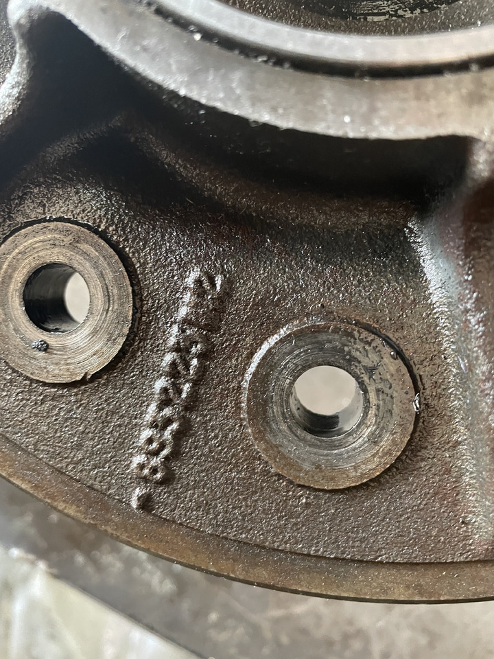 Massey Fergusson 3690 - mechanizm roznicowy tylnego mostu 893223M2 - Задняя ось для Сельскохозяйственной техники: фото 4 Massey Fergusson 3690 - mechanizm roznicowy tylnego mostu 893223M2 - Задняя ось для Сельскохозяйственной техники: фото 4