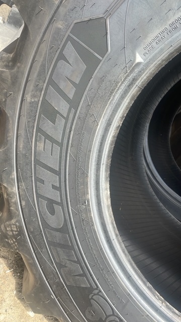 Opona Michelin 600/70r30 , 168D/165E TL Axiobib 2 - Шина для Сельскохозяйственной техники: фото 2 Opona Michelin 600/70r30 , 168D/165E TL Axiobib 2 - Шина для Сельскохозяйственной техники: фото 2