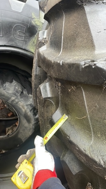 Opona pirelli 710/70 R38 - Шина для Сельскохозяйственной техники: фото 1 Opona pirelli 710/70 R38 - Шина для Сельскохозяйственной техники: фото 1