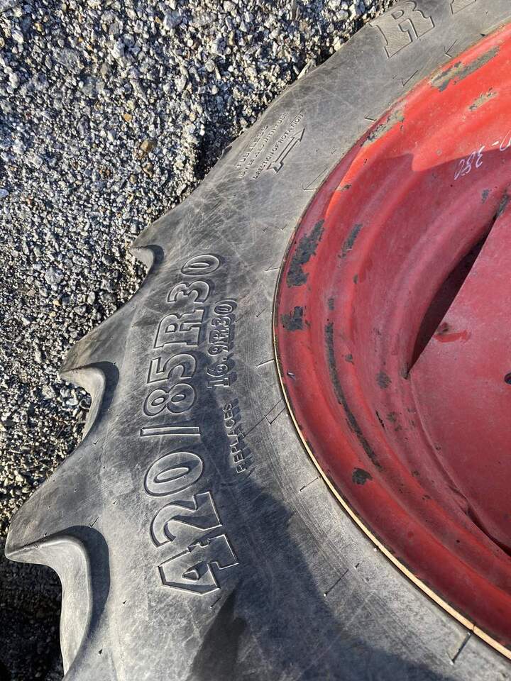 Opony BKT 420/85R30 - Шина для Сельскохозяйственной техники: фото 2 Opony BKT 420/85R30 - Шина для Сельскохозяйственной техники: фото 2