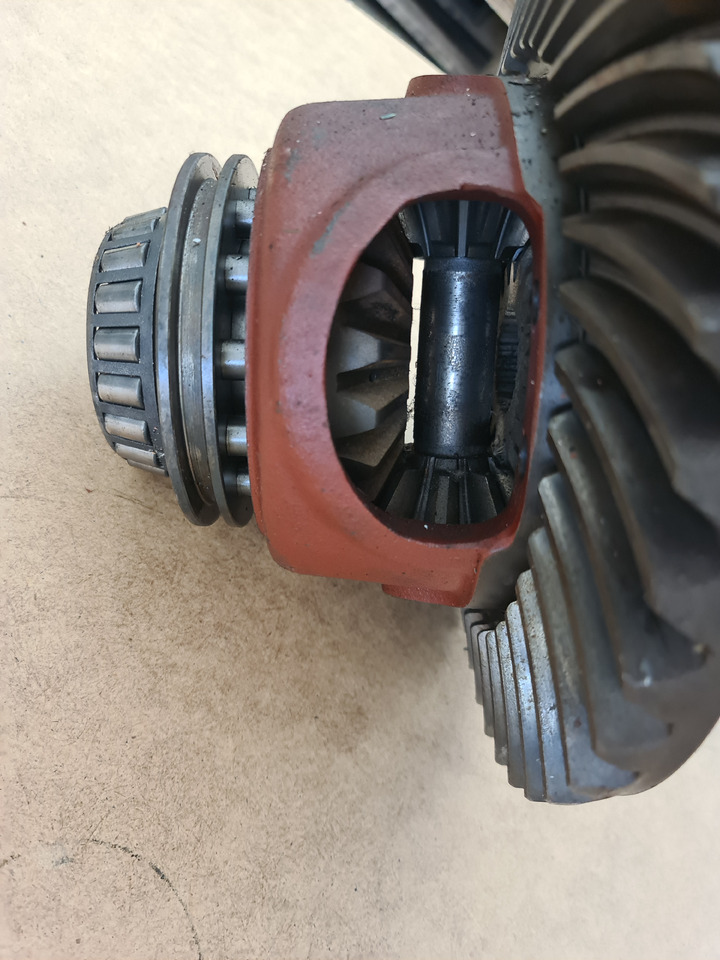 SAME Explorer II 2 CZĘŚCI KOŁO ZĘBATE ATAK TRYB - Коробка передач и запчасти для Сельскохозяйственной техники: фото 4 SAME Explorer II 2 CZĘŚCI KOŁO ZĘBATE ATAK TRYB - Коробка передач и запчасти для Сельскохозяйственной техники: фото 4