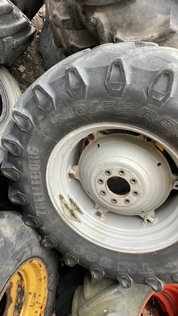 Same Rubin Lamborgini koła felgi 540/65R30 - Колесный диск для Сельскохозяйственной техники: фото 3 Same Rubin Lamborgini koła felgi 540/65R30 - Колесный диск для Сельскохозяйственной техники: фото 3