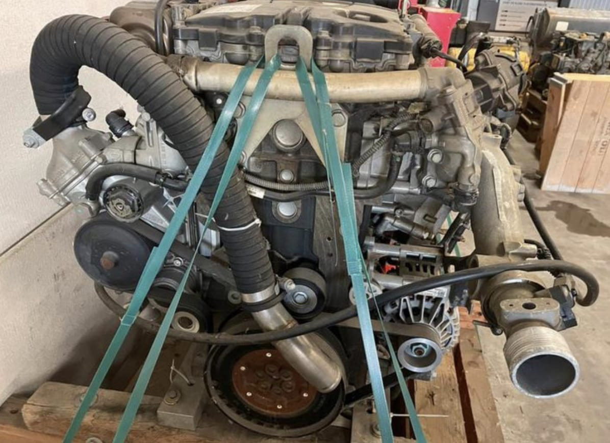 Silnik Mercedes OM934LA OM934 części - Двигатель и запчасти для Грузовиков: фото 1 Silnik Mercedes OM934LA OM934 części - Двигатель и запчасти для Грузовиков: фото 1