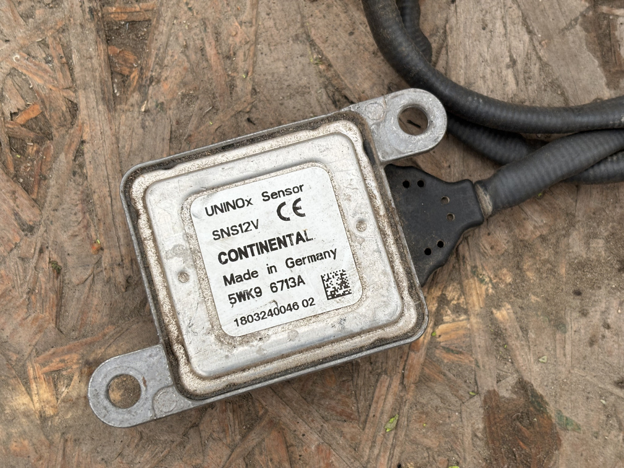 Uninox SNS12V Czujnik Tlenku Azotu NOX CONTINENTAL 5WK9 6713A 5802482142 - Сенсор для Грузовиков: фото 2 Uninox SNS12V Czujnik Tlenku Azotu NOX CONTINENTAL 5WK9 6713A 5802482142 - Сенсор для Грузовиков: фото 2