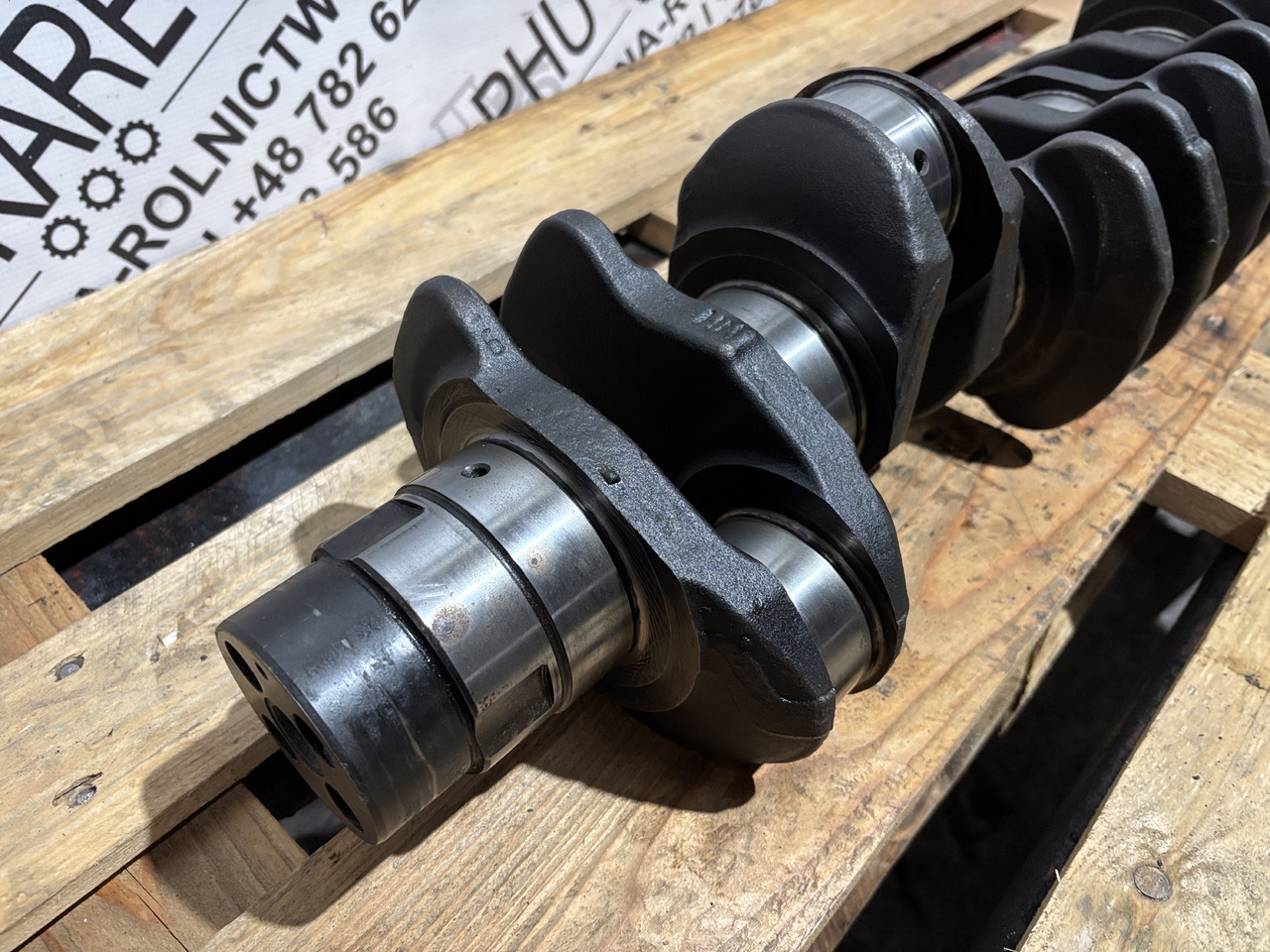 VOLVO Deutz Fahr D6E LAE3 04283933 C38 Wał Korbowy - Коленчатый вал для Сельскохозяйственной техники: фото 2 VOLVO Deutz Fahr D6E LAE3 04283933 C38 Wał Korbowy - Коленчатый вал для Сельскохозяйственной техники: фото 2