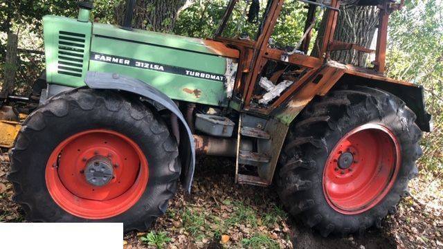 Fendt 312 LSA | Fendt 312 - Zwolnica - Zwrotnica - Półoś - Skrzynia - Silnik - Siłowniki - Запчасти для: фото 3 Fendt 312 LSA | Fendt 312 - Zwolnica - Zwrotnica - Półoś - Skrzynia - Silnik - Siłowniki - Запчасти для: фото 3