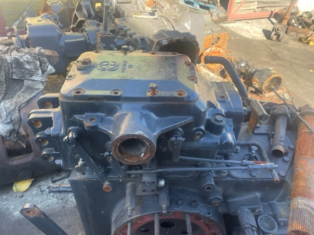 Same explorer podnośnik tylny obudowa części 001083905 - Запчасти для Тракторов: фото 1 Same explorer podnośnik tylny obudowa części 001083905 - Запчасти для Тракторов: фото 1