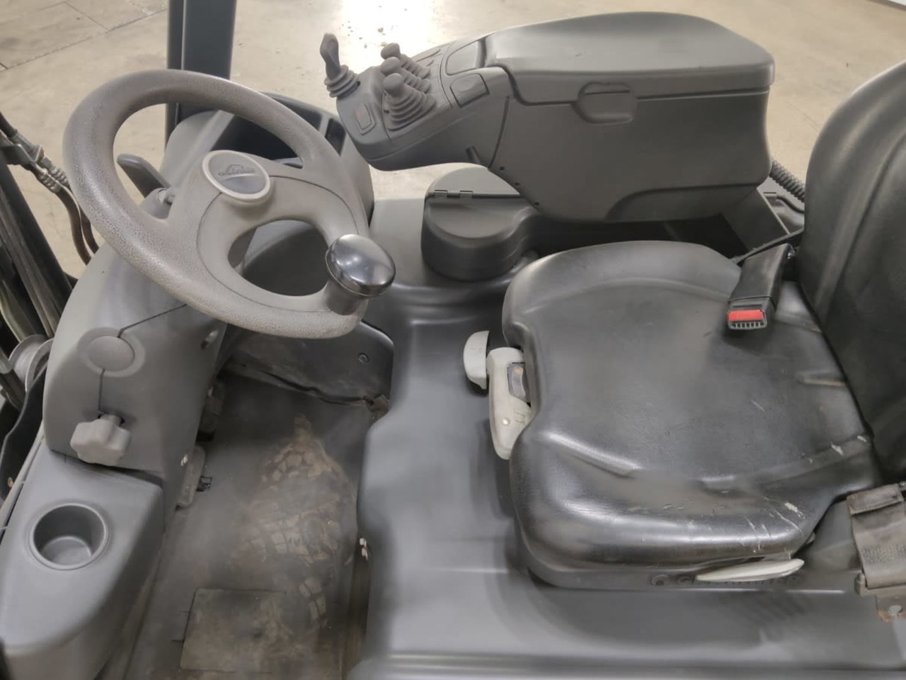 Linde E16-02 - Электропогрузчик: фото 4 Linde E16-02 - Электропогрузчик: фото 4