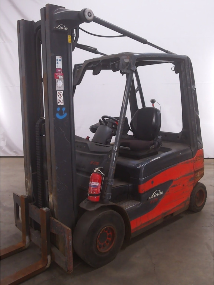 Linde E25 - Электропогрузчик: фото 1 Linde E25 - Электропогрузчик: фото 1