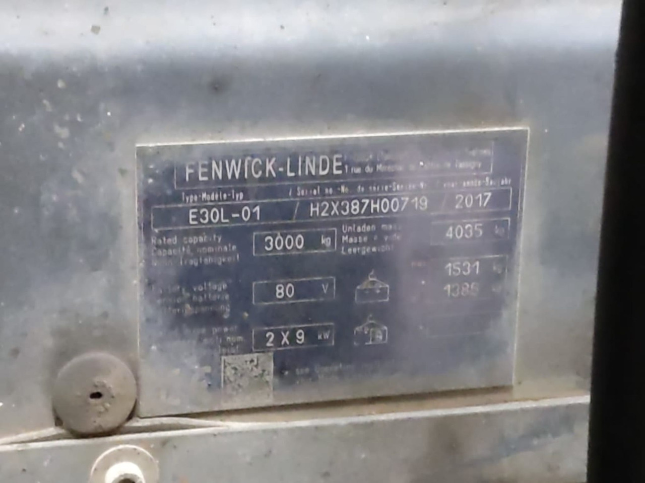 Linde E30L - Электропогрузчик: фото 2 Linde E30L - Электропогрузчик: фото 2