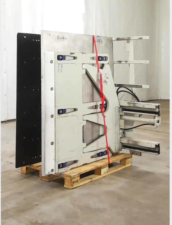 Cascade Ballenklammer - Навесное оборудование для Погрузочно-разгрузочной техники: фото 1 Cascade Ballenklammer - Навесное оборудование для Погрузочно-разгрузочной техники: фото 1