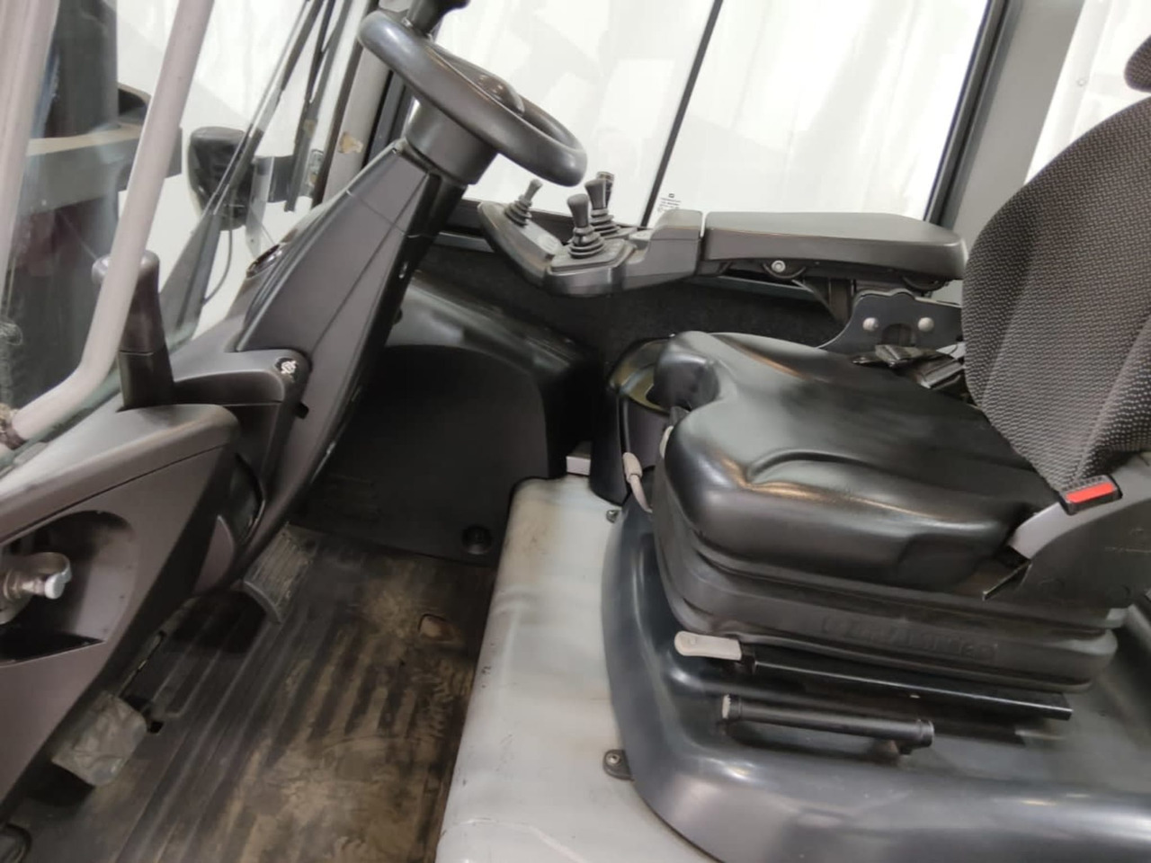 STILL RX60-70 - Электропогрузчик: фото 3 STILL RX60-70 - Электропогрузчик: фото 3