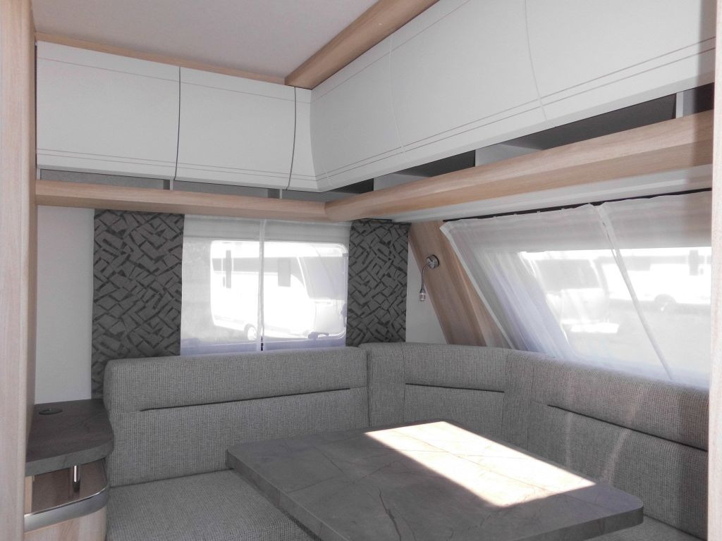 Hobby De Luxe 460 LU Lagerabverkauf! - Прицеп дача: фото 5 Hobby De Luxe 460 LU Lagerabverkauf! - Прицеп дача: фото 5