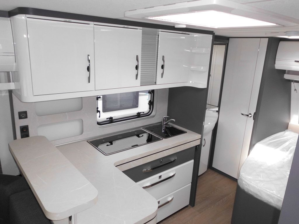 Прицеп дача Hobby Excellent 560 CFe 2025 %Lagerabverkauf%: фото 11 Прицеп дача Hobby Excellent 560 CFe 2025 %Lagerabverkauf%: фото 11