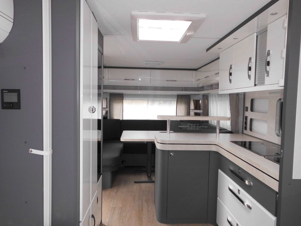 Прицеп дача Hobby Excellent 560 CFe 2025 %Lagerabverkauf%: фото 13 Прицеп дача Hobby Excellent 560 CFe 2025 %Lagerabverkauf%: фото 13