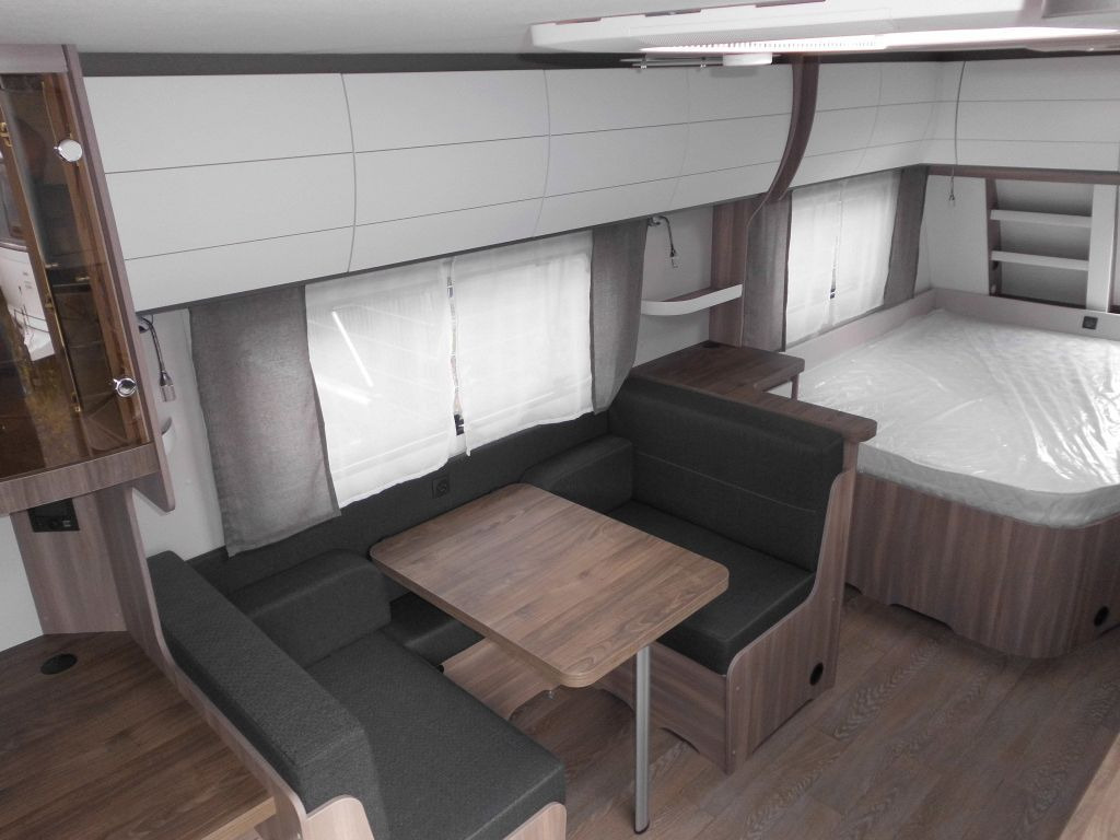 Hobby Excellent Edition 650 UMFe PICO AUTARK, FBH 2200 - Прицеп дача: фото 5 Hobby Excellent Edition 650 UMFe PICO AUTARK, FBH 2200 - Прицеп дача: фото 5