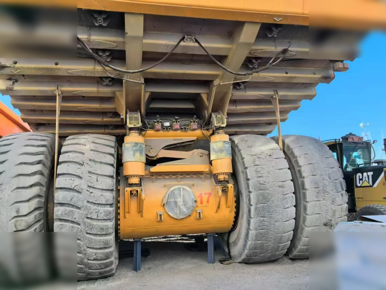 Карьерный самосвал 2009 BELAZ 75302: фото 8 Карьерный самосвал 2009 BELAZ 75302: фото 8