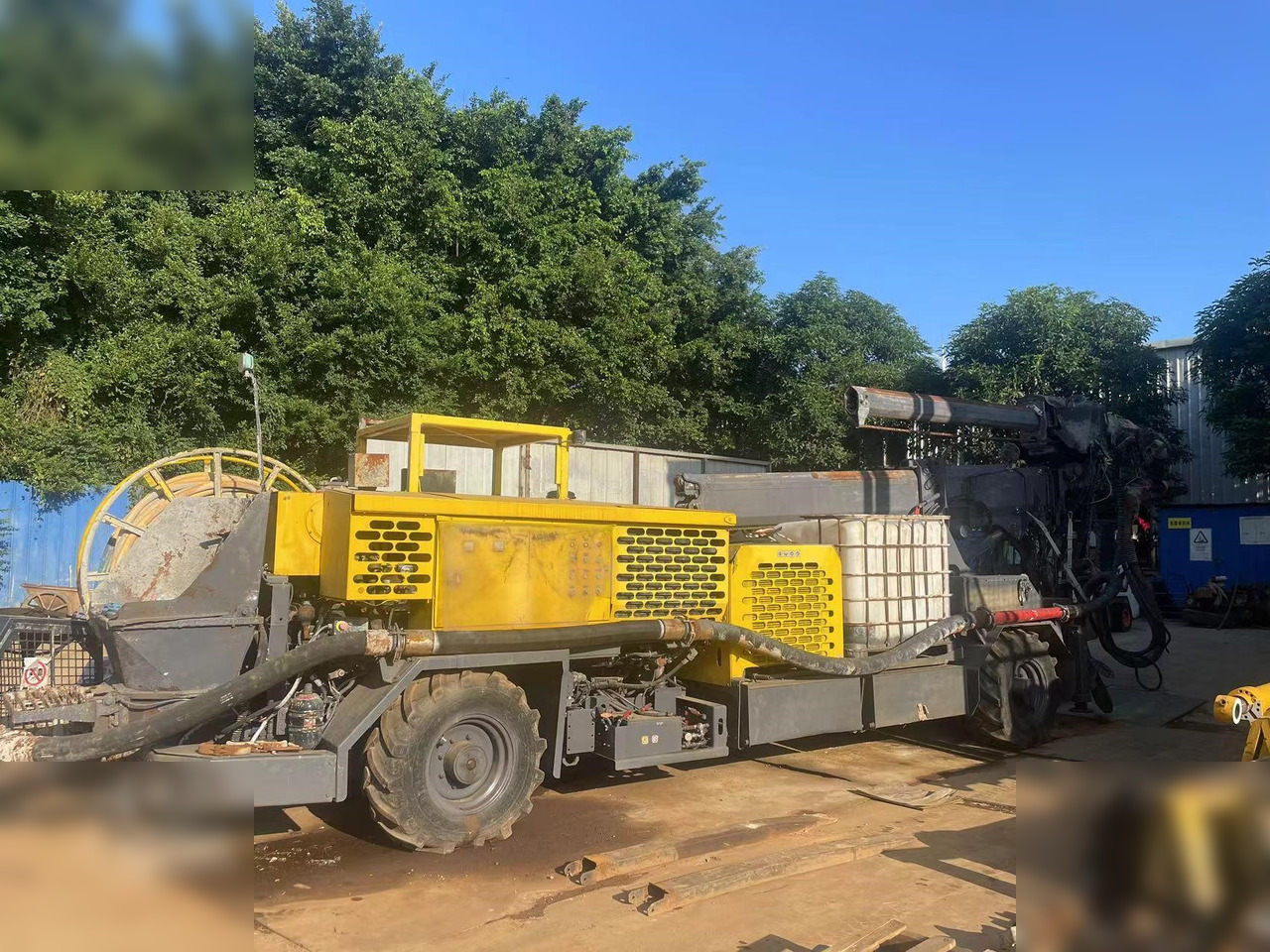 2016 EPIROC MEYCO ME5 MOUNTED ON 2016 ATLAS ARK254K - Автобетононасос: фото 2 2016 EPIROC MEYCO ME5 MOUNTED ON 2016 ATLAS ARK254K - Автобетононасос: фото 2