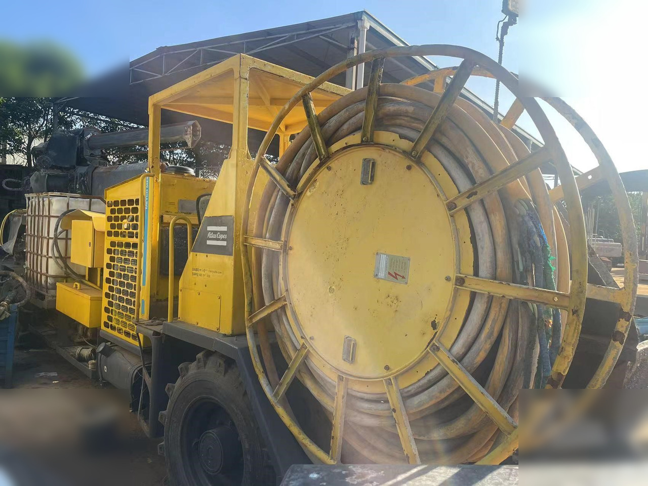 2016 EPIROC MEYCO ME5 MOUNTED ON 2016 ATLAS ARK254K - Автобетононасос: фото 1 2016 EPIROC MEYCO ME5 MOUNTED ON 2016 ATLAS ARK254K - Автобетононасос: фото 1