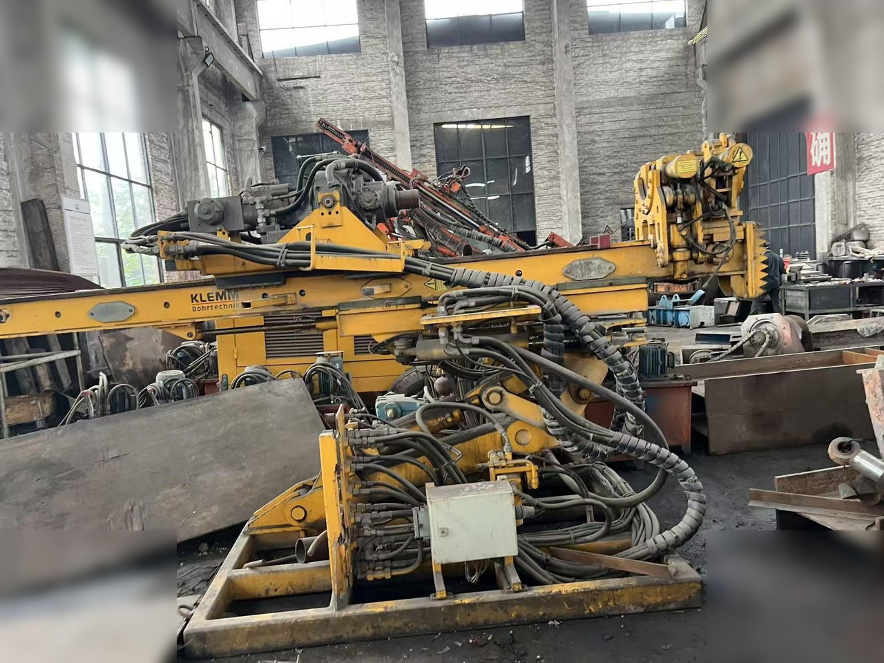 2016 KLEMM KRS401DXW - Буровая машина: фото 4 2016 KLEMM KRS401DXW - Буровая машина: фото 4