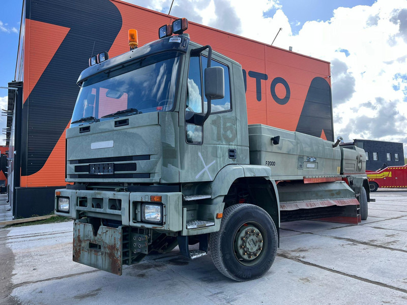 Iveco Fresia F 2000 4x4 SNOW PLOW / BROOM / BLOWER - Подметально-уборочная машина: фото 2 Iveco Fresia F 2000 4x4 SNOW PLOW / BROOM / BLOWER - Подметально-уборочная машина: фото 2