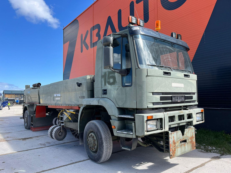 Iveco Fresia F 2000 4x4 SNOW PLOW / BROOM / BLOWER - Подметально-уборочная машина: фото 4 Iveco Fresia F 2000 4x4 SNOW PLOW / BROOM / BLOWER - Подметально-уборочная машина: фото 4