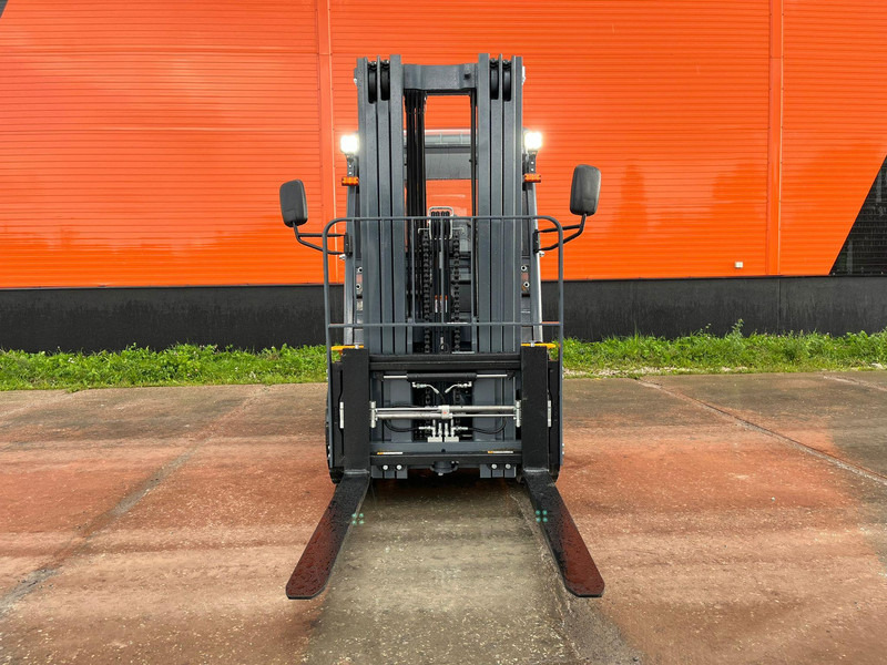 Jac CPCD 35 J NEW ! / RATED CAPACITY 3500 kg / LIFTING HEIGHT 4800 mm - Дизельный погрузчик: фото 3 Jac CPCD 35 J NEW ! / RATED CAPACITY 3500 kg / LIFTING HEIGHT 4800 mm - Дизельный погрузчик: фото 3