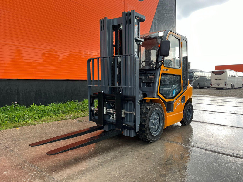 Jac CPCD 35 J NEW ! / RATED CAPACITY 3500 kg / LIFTING HEIGHT 4800 mm - Дизельный погрузчик: фото 2 Jac CPCD 35 J NEW ! / RATED CAPACITY 3500 kg / LIFTING HEIGHT 4800 mm - Дизельный погрузчик: фото 2