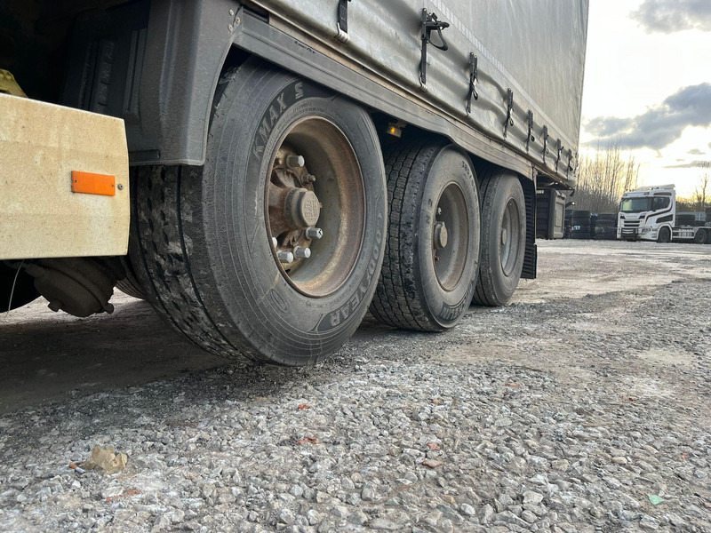 Тентованный полуприцеп Krone SD: фото 16