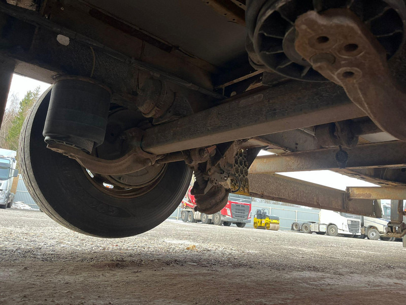 Тентованный полуприцеп Krone SD: фото 18