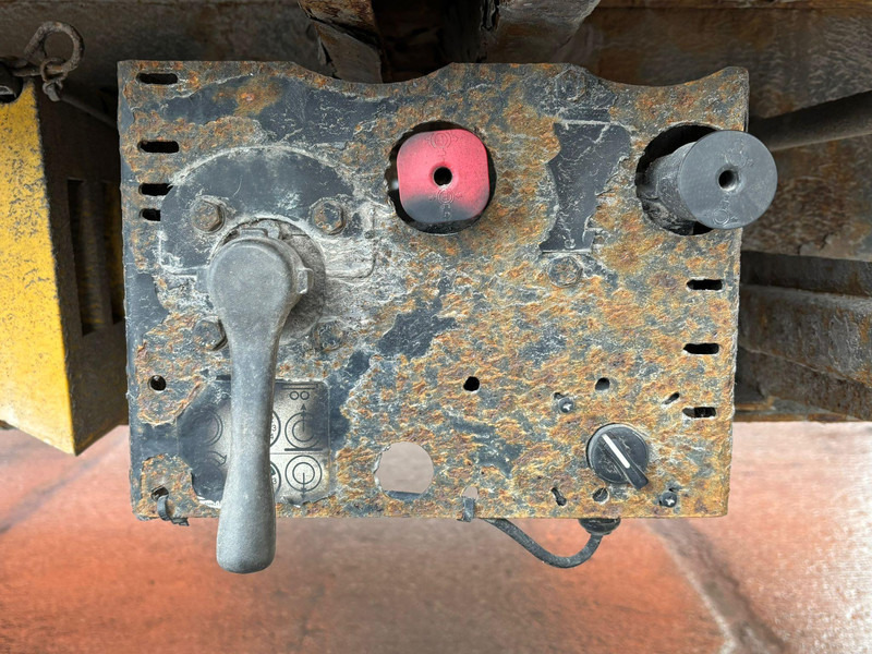 Полуприцеп бортовой/ Платформа Krone SDP 27 PLATFORM L=13663 mm / SAF AXLES: фото 16