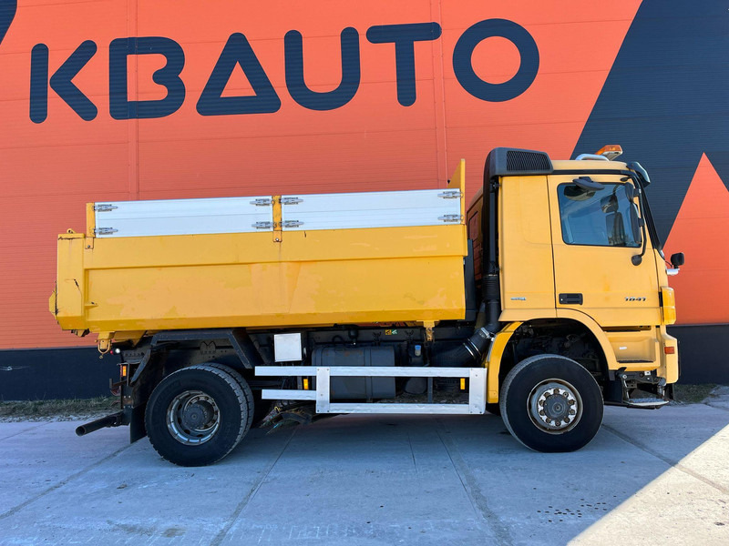 Mercedes-Benz Actros 1841 4x4 SNOW PLOW EQUIPMENT / UNDERBODY SCRAPER / BOX L=4495 mm - Самосвал: фото 5 Mercedes-Benz Actros 1841 4x4 SNOW PLOW EQUIPMENT / UNDERBODY SCRAPER / BOX L=4495 mm - Самосвал: фото 5