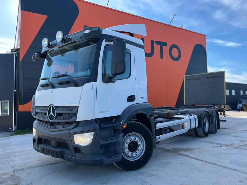 Mercedes-Benz Antos 2535 6x2*4 FOR SALE AS CHASSIS L=7788 mm - Грузовик-шасси: фото 2 Mercedes-Benz Antos 2535 6x2*4 FOR SALE AS CHASSIS L=7788 mm - Грузовик-шасси: фото 2