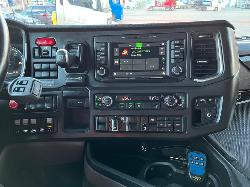 Самосвал Scania R 500 8x4 RETARDER / BOX L=5580 mm: фото 19