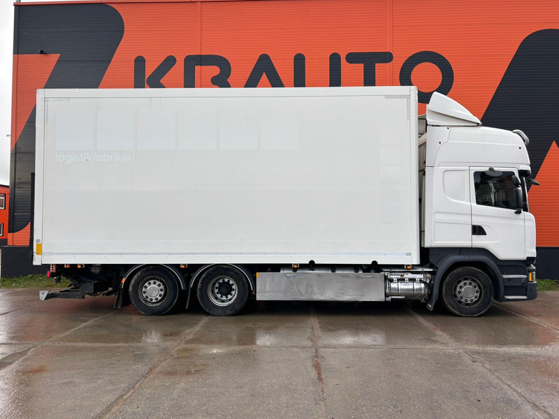 Scania R 580 6x2*4 BOX L=7394 mm - Грузовик с закрытым кузовом: фото 4 Scania R 580 6x2*4 BOX L=7394 mm - Грузовик с закрытым кузовом: фото 4
