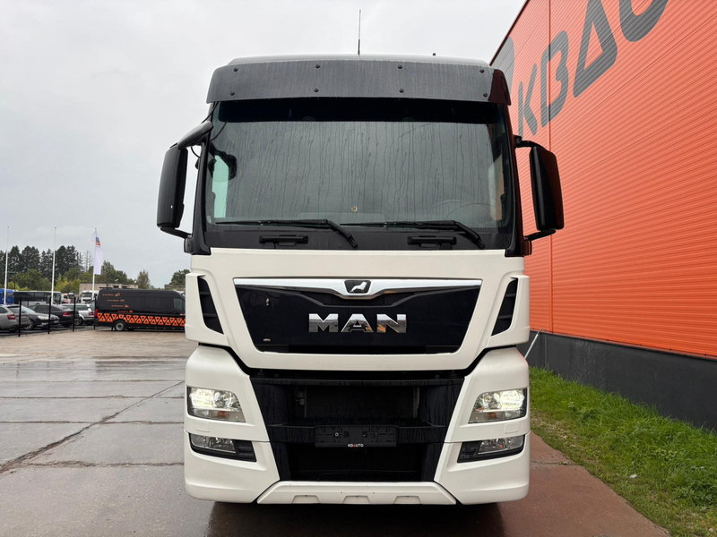 MAN TGX 28.480 6x2 XXL CAB / INTARDER / DOUBLE BOGIE - Тягач: фото 3 MAN TGX 28.480 6x2 XXL CAB / INTARDER / DOUBLE BOGIE - Тягач: фото 3