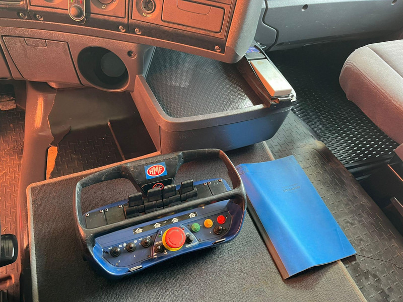 Тягач Scania R 560 6x2 HMF2220 K4 / RETARDER: фото 14 Тягач Scania R 560 6x2 HMF2220 K4 / RETARDER: фото 14