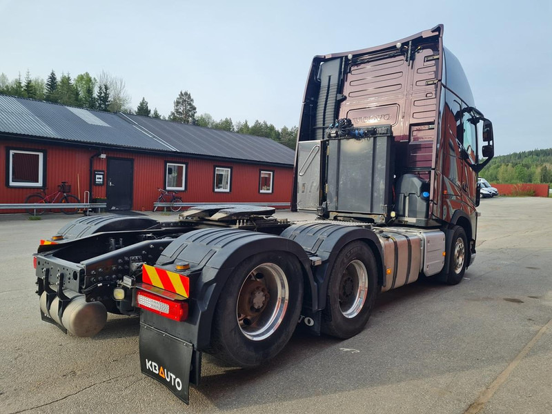 Volvo FH 540 6x4 GCW 100 ton / GLOBE XL / HYDRAULICS / TANDEM AXLE LIFT / HUB REDUCTION - Тягач: фото 5 Volvo FH 540 6x4 GCW 100 ton / GLOBE XL / HYDRAULICS / TANDEM AXLE LIFT / HUB REDUCTION - Тягач: фото 5