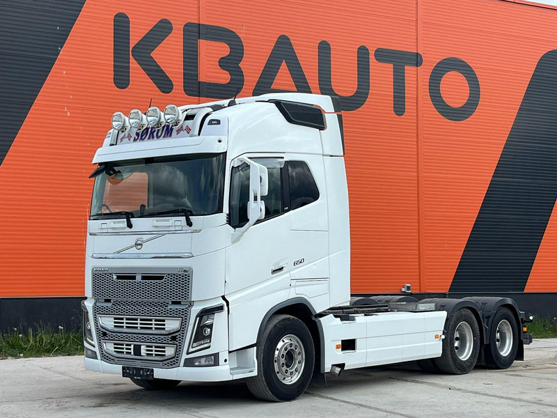 Volvo FH 16 650 6x2 9 TON FRONT AXLE / RETARDER / CHASSIS L=6100 mm - Грузовик-шасси: фото 1 Volvo FH 16 650 6x2 9 TON FRONT AXLE / RETARDER / CHASSIS L=6100 mm - Грузовик-шасси: фото 1