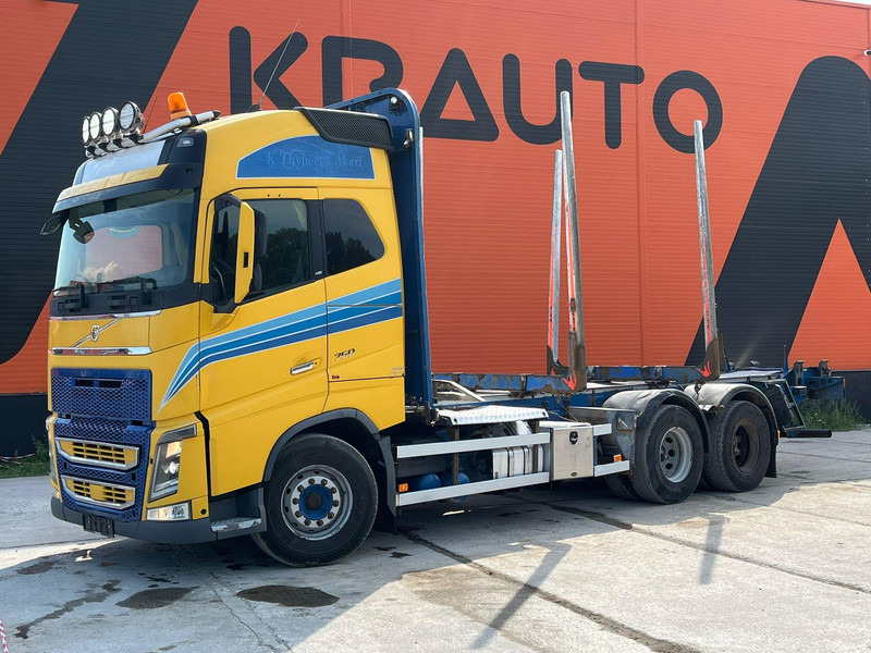 Volvo FH 16 750 6x4 HYDRAULICS / CHASSIS L=8184 mm - Лесовоз, Автоманипулятор: фото 1 Volvo FH 16 750 6x4 HYDRAULICS / CHASSIS L=8184 mm - Лесовоз, Автоманипулятор: фото 1
