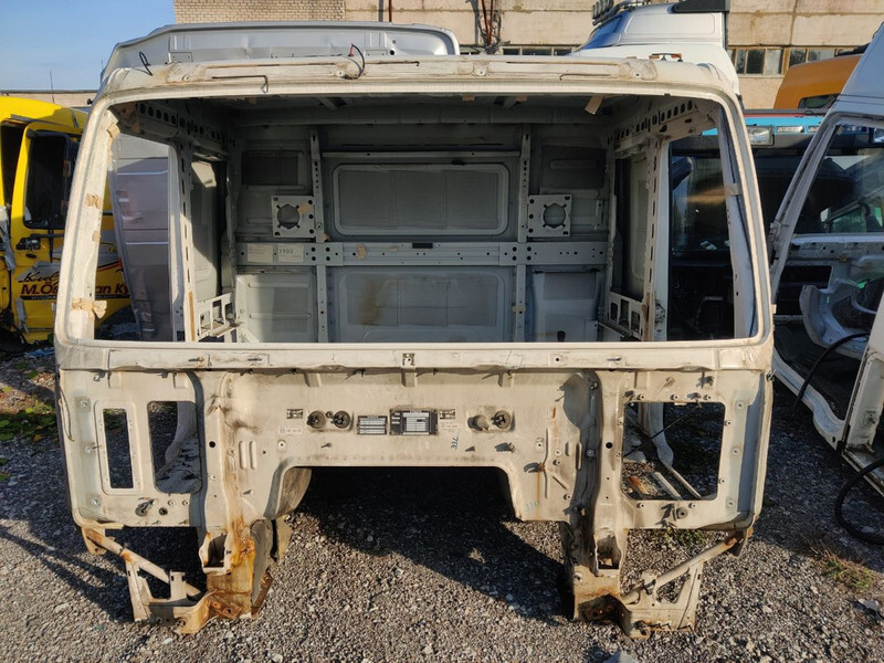 Volvo FH 440HP 6*2 Rigid Cab - Кабина и интерьер для Грузовиков: фото 3 Volvo FH 440HP 6*2 Rigid Cab - Кабина и интерьер для Грузовиков: фото 3