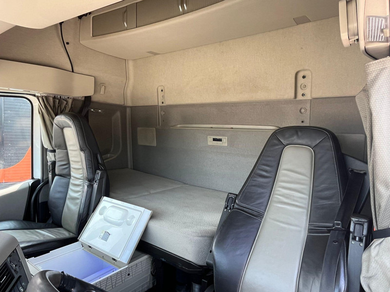 Крюковой мультилифт Volvo FH 540 8x4*4 AJK 20 ton / L=5700 mm: фото 18 Крюковой мультилифт Volvo FH 540 8x4*4 AJK 20 ton / L=5700 mm: фото 18