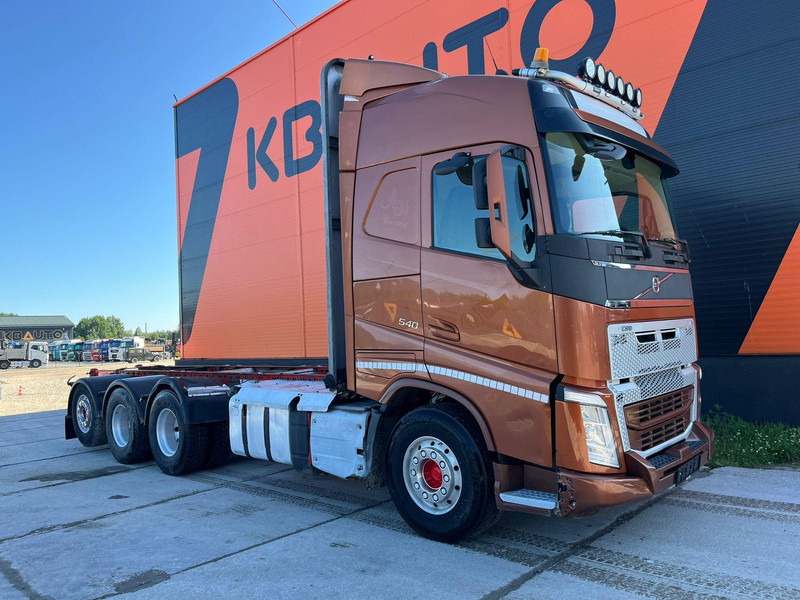 Volvo FH 540 8x4*4 GLOBE XL / 9 ton FRONT AXLE - Грузовик-шасси: фото 4 Volvo FH 540 8x4*4 GLOBE XL / 9 ton FRONT AXLE - Грузовик-шасси: фото 4